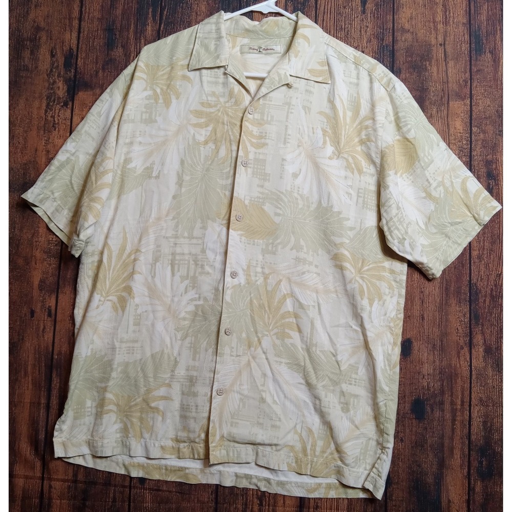 Tommy Bahama 100% Silk Hawaiian Floral Loop Collar Shirt Men's‎ Medium Yellow